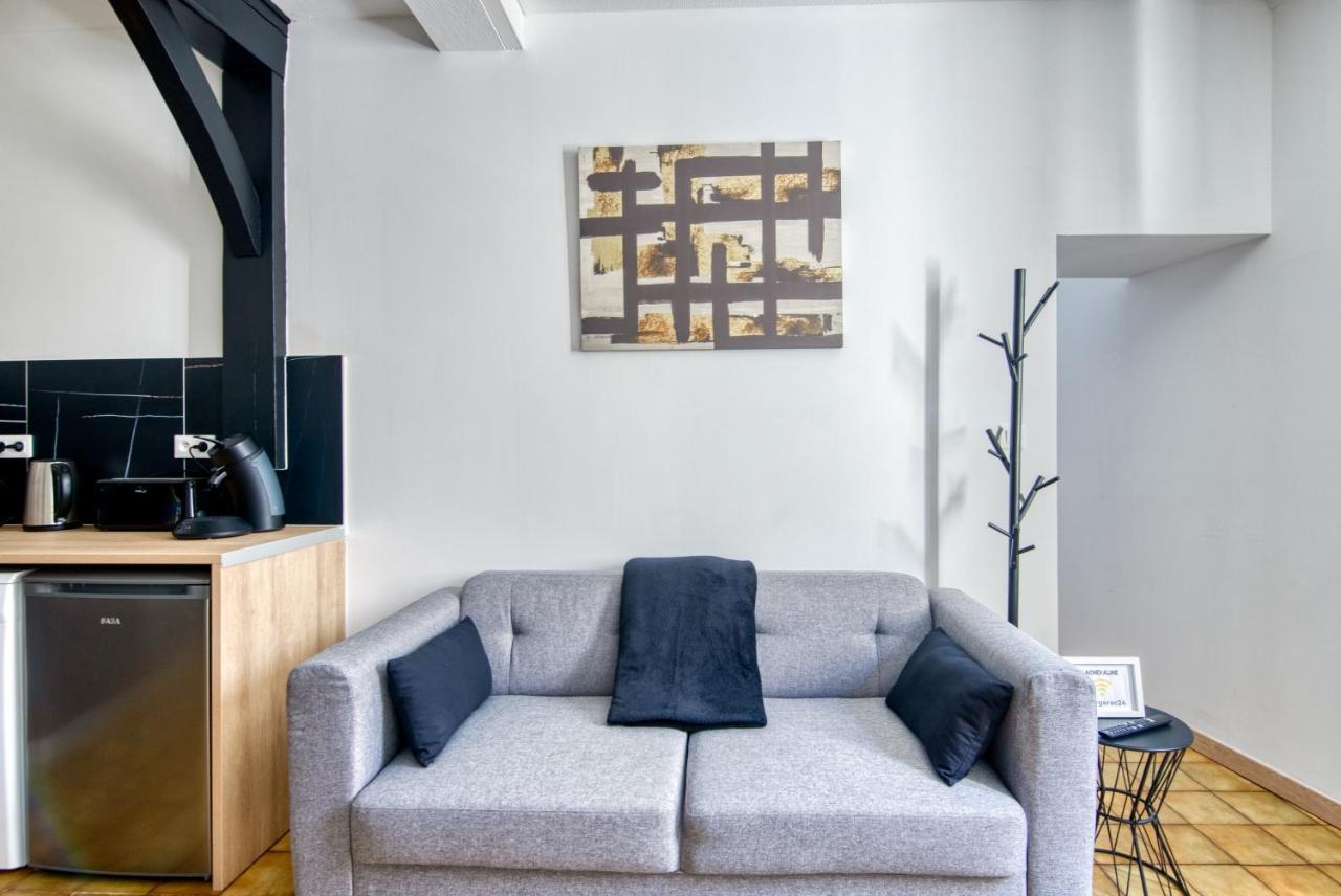 Le Cyrano De Bergerac Apartment Екстериор снимка